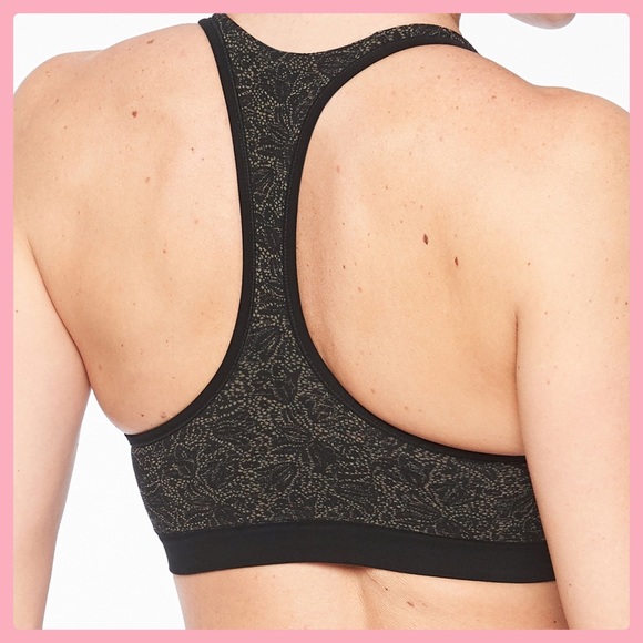 ATHLETA finale Price comfortable everyday Bra - Picture 4 of 8